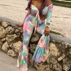 Two piece tye-dye
